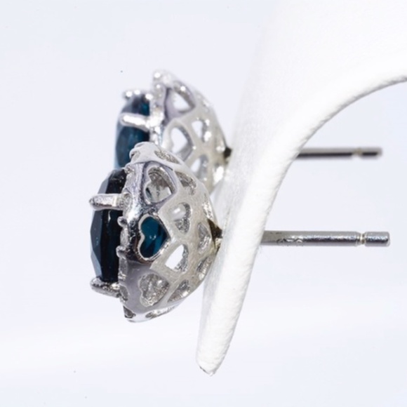 COPY - *New 4.0 Carat Real Blue Topaz S925 Stud Earrings - Picture 4 of 5
